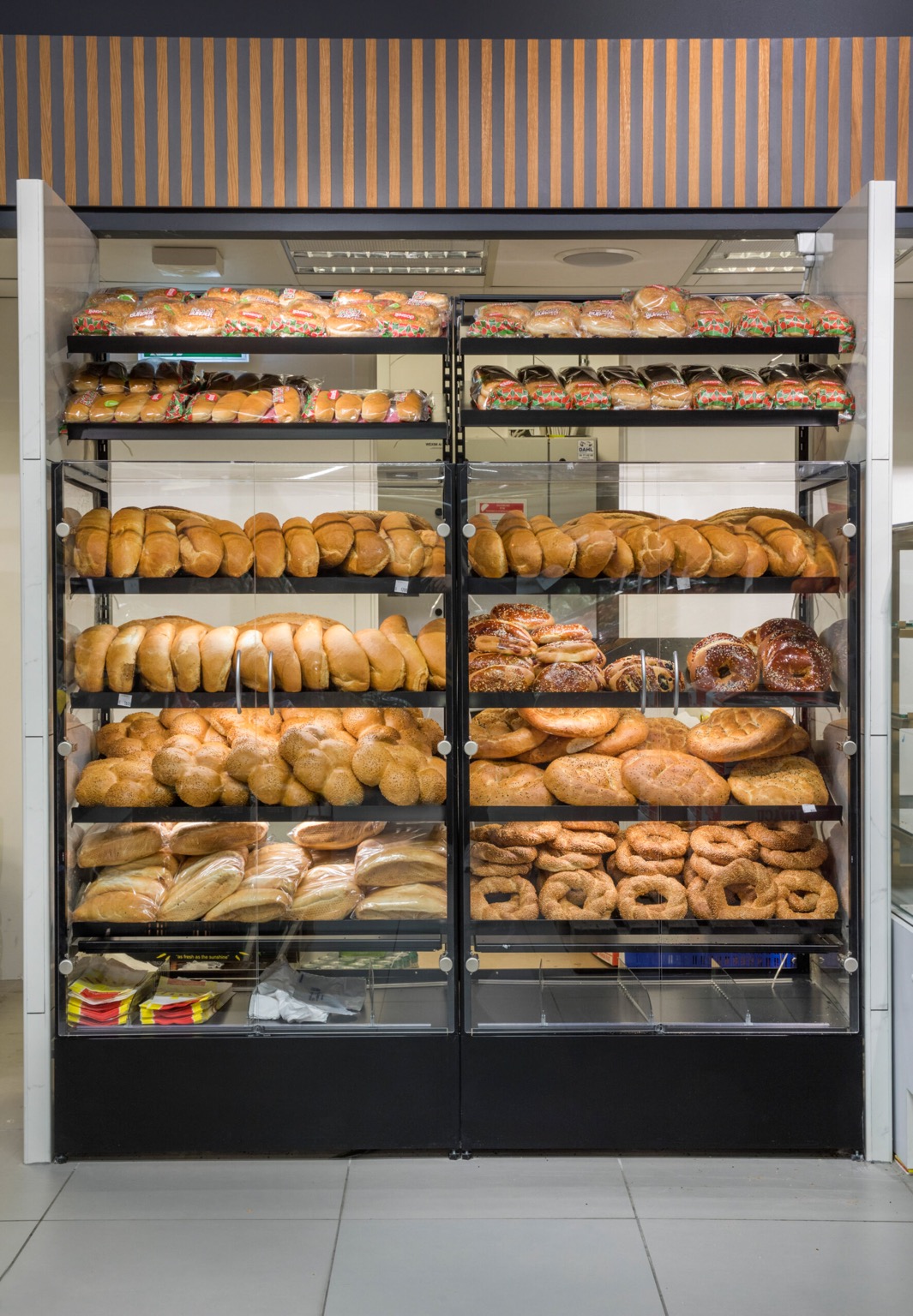 Brödskåp Expo 1800 med topphyllor gallery